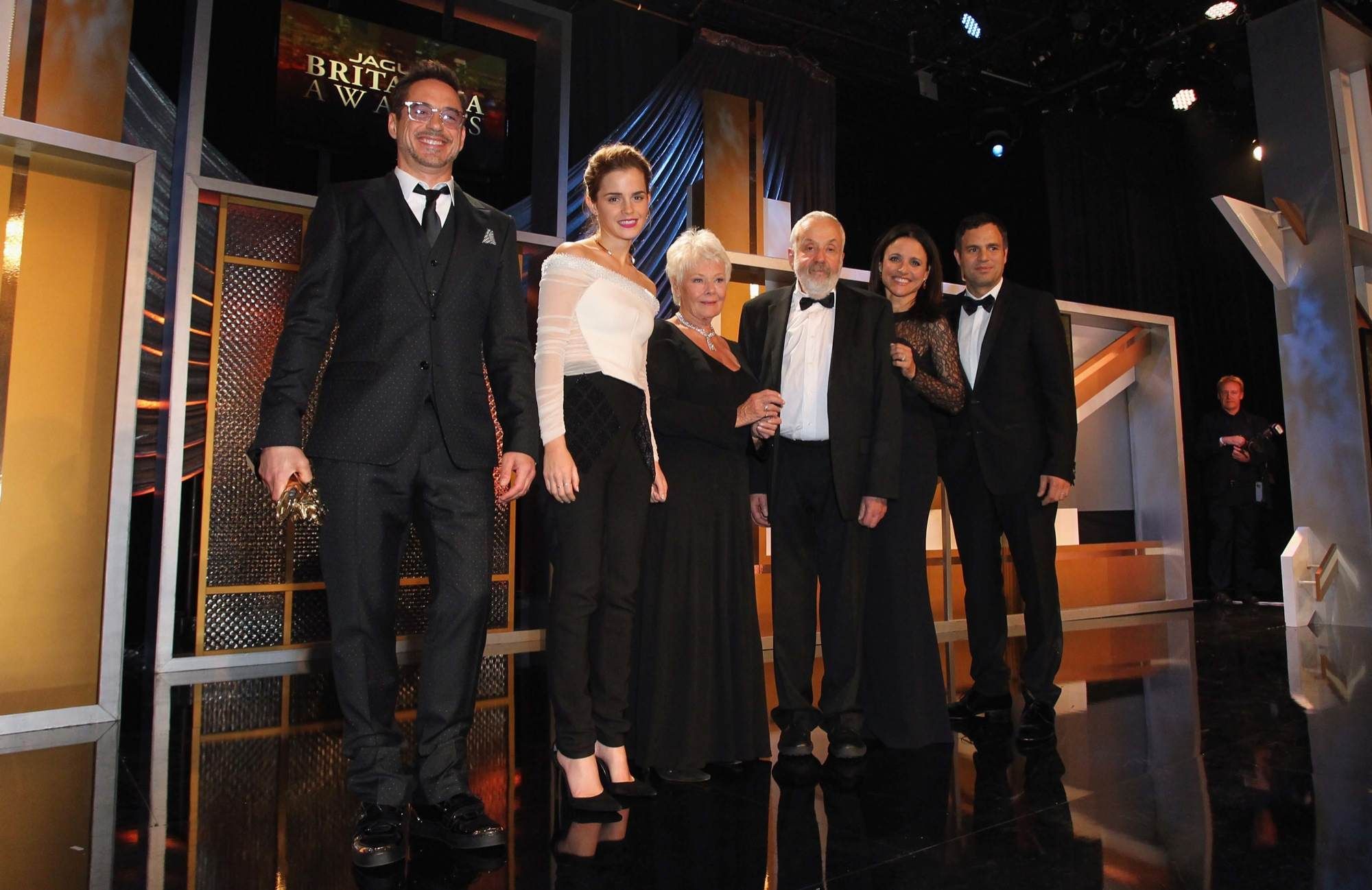 stage009.jpg stage009.jpg