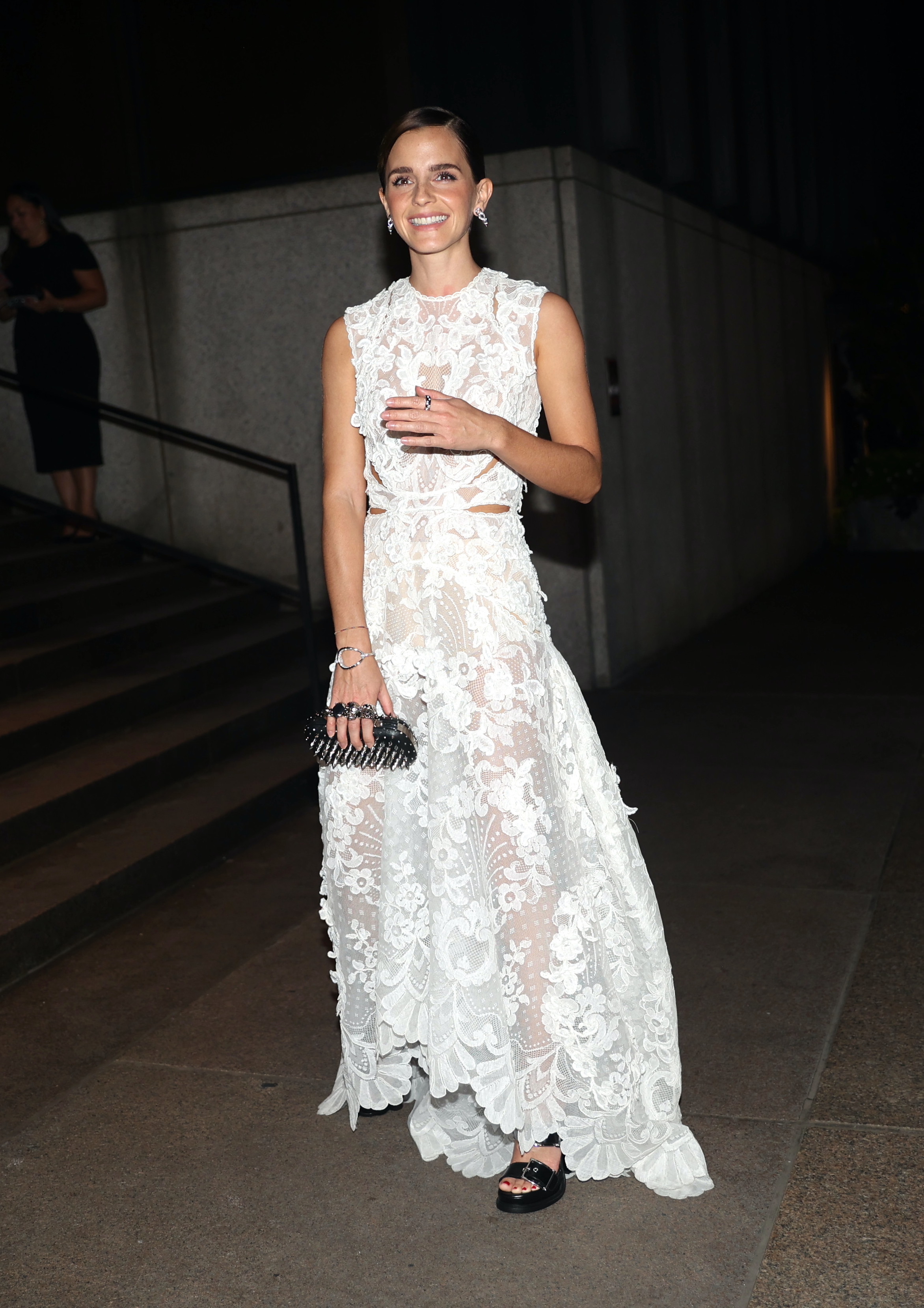 arriving045.jpg arriving045.jpg