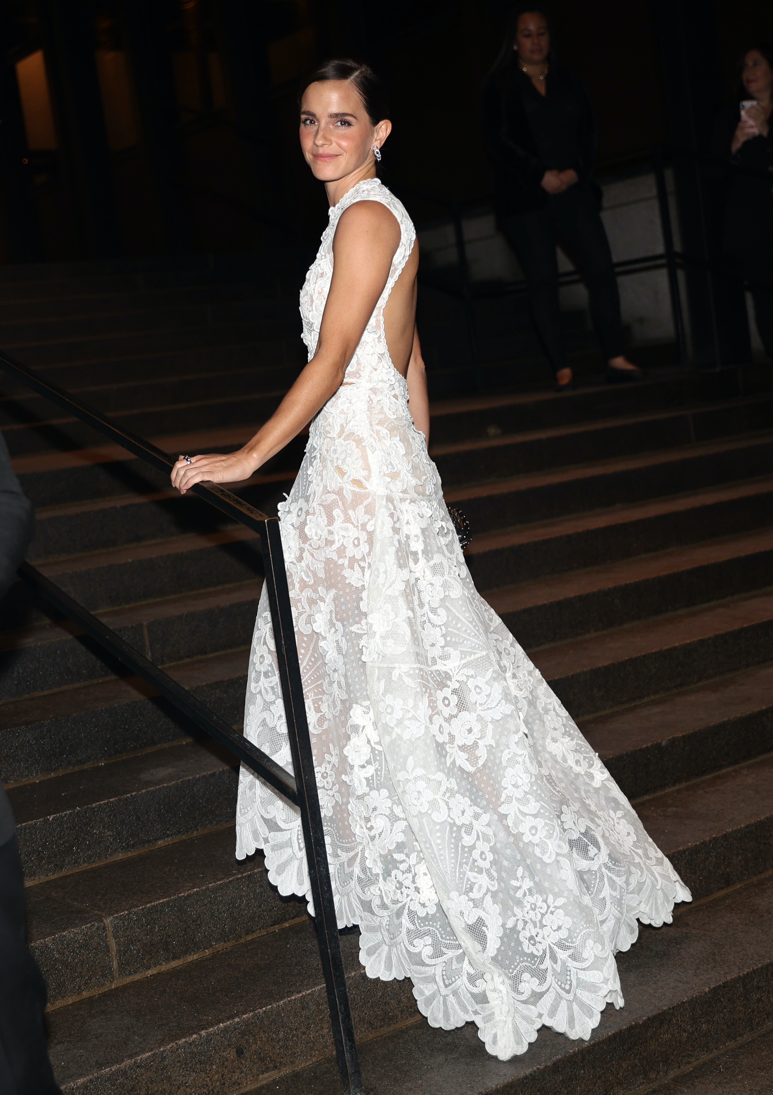 arriving054.jpg arriving054.jpg