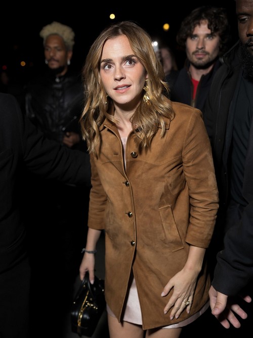 leaving012.jpg leaving012.jpg