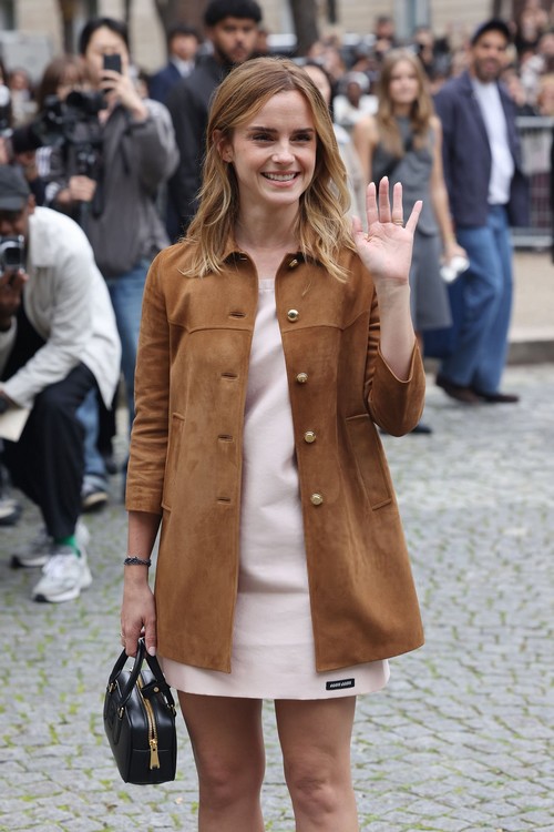 arriving078.jpg arriving078.jpg