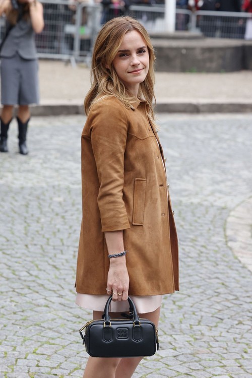 arriving082.jpg arriving082.jpg