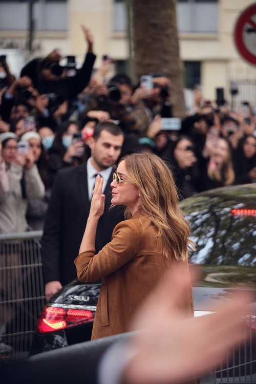 arriving086.jpg arriving086.jpg