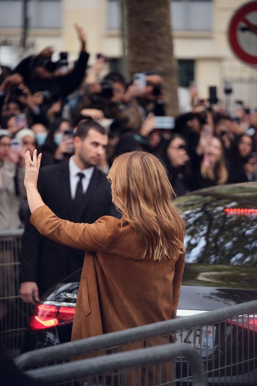 arriving088.jpg arriving088.jpg