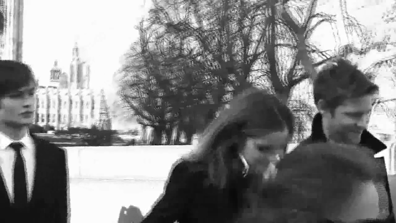 EmmaWatsonFan-nl_2009BurberryAutumWinterCampaign-BTS0033.jpg EmmaWatsonFan-nl_2009BurberryAutumWinterCampaign-BTS0033.jpg