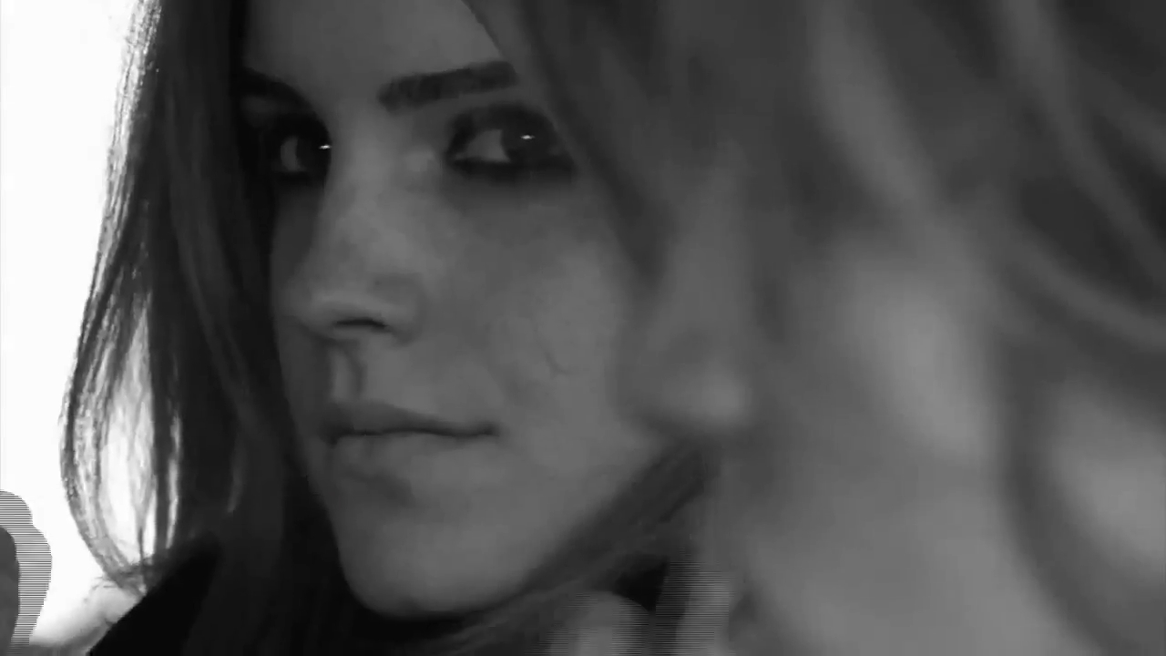 EmmaWatsonFan-nl_2009BurberryAutumWinterCampaign-BTS0088.jpg EmmaWatsonFan-nl_2009BurberryAutumWinterCampaign-BTS0088.jpg