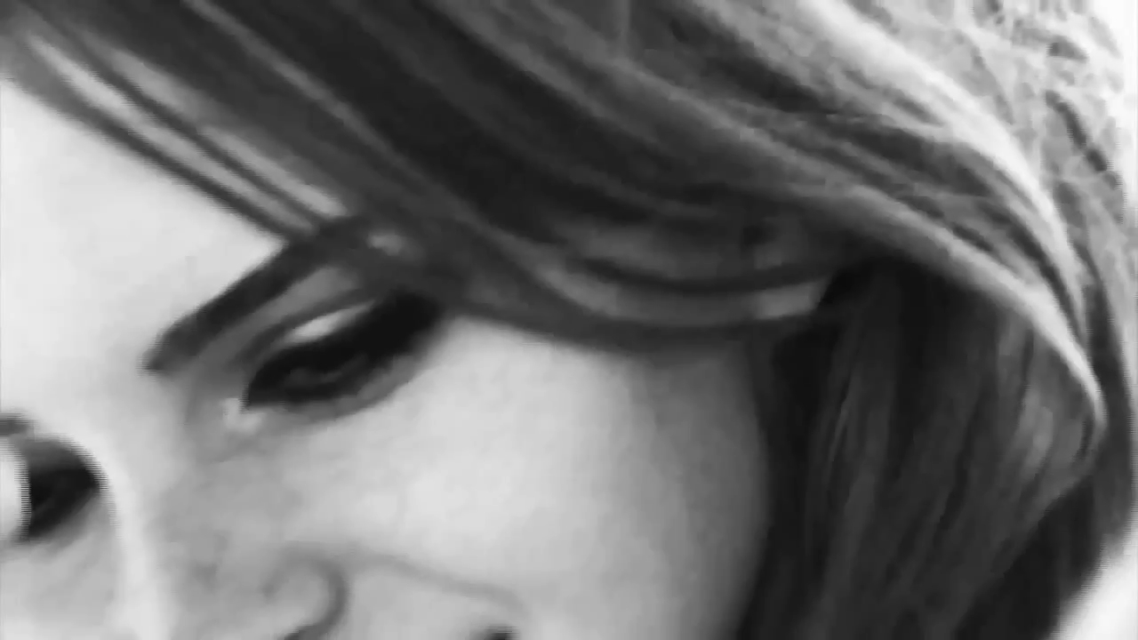 EmmaWatsonFan-nl_2009BurberryAutumWinterCampaign-BTS0092.jpg EmmaWatsonFan-nl_2009BurberryAutumWinterCampaign-BTS0092.jpg