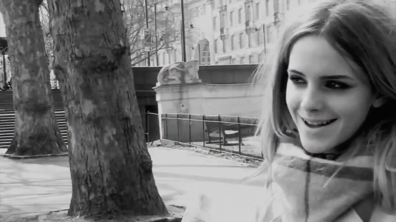 EmmaWatsonFan-nl_2009BurberryAutumWinterCampaign-BTS0096.jpg EmmaWatsonFan-nl_2009BurberryAutumWinterCampaign-BTS0096.jpg