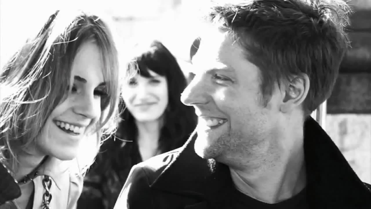 EmmaWatsonFan-nl_2009BurberryAutumWinterCampaign-BTS0131.jpg EmmaWatsonFan-nl_2009BurberryAutumWinterCampaign-BTS0131.jpg