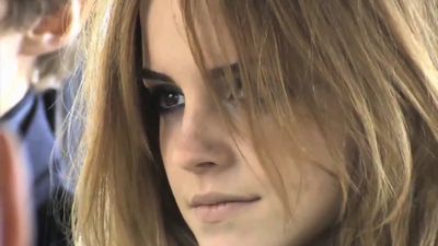 EmmaWatsonFan-nl_2009BurberryAutumWinterCampaign-BTS0149.jpg