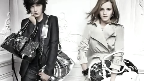 EmmaWatsonFan_dot_nl-2009BurberryCampaign0040.jpg