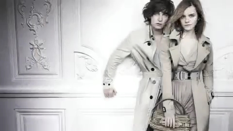 EmmaWatsonFan_dot_nl-2009BurberryCampaign0057.jpg