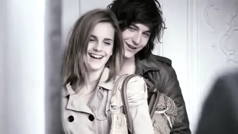 EmmaWatsonFan_dot_nl-2009BurberryCampaign0112.jpg EmmaWatsonFan_dot_nl-2009BurberryCampaign0112.jpg