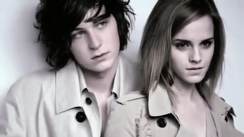 EmmaWatsonFan_dot_nl-2009BurberryCampaign0135.jpg EmmaWatsonFan_dot_nl-2009BurberryCampaign0135.jpg