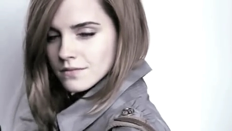 EmmaWatsonFan_dot_nl-2009BurberryCampaign0179.jpg