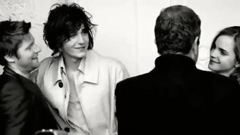 EmmaWatsonFan_dot_nl-2009BurberryCampaign0185.jpg EmmaWatsonFan_dot_nl-2009BurberryCampaign0185.jpg