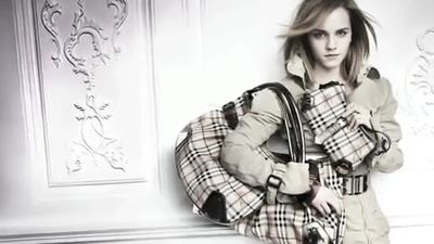 EmmaWatsonFan_dot_nl-2009BurberryCampaign0052.jpg