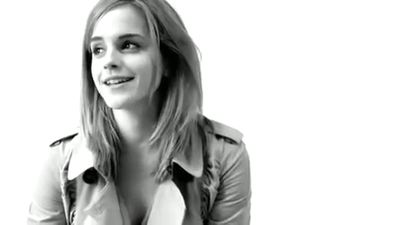 EmmaWatsonFan_dot_nl-2009BurberryCampaign0077.jpg