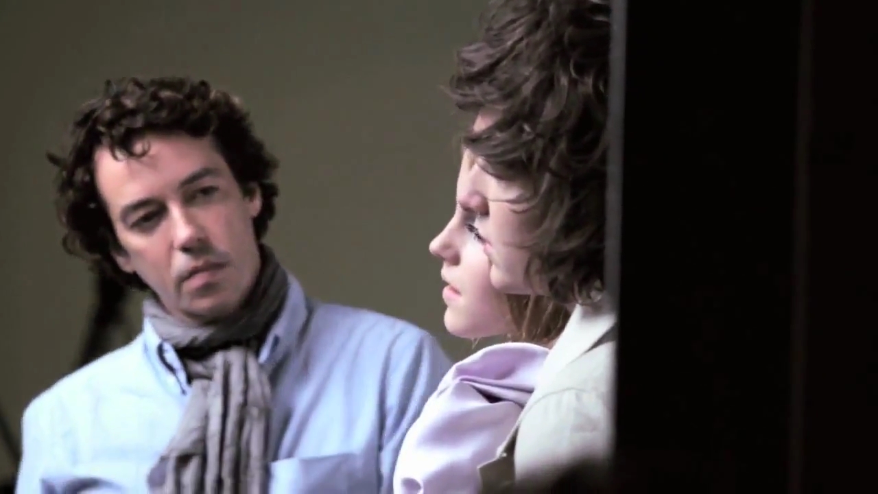 EmmaWatsonFan-nl_2010BurberrySprinSummerCampaign0069.jpg EmmaWatsonFan-nl_2010BurberrySprinSummerCampaign0069.jpg