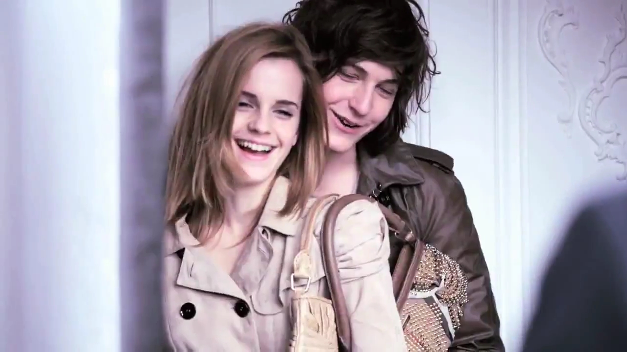 EmmaWatsonFan-nl_2010BurberrySprinSummerCampaign0110.jpg EmmaWatsonFan-nl_2010BurberrySprinSummerCampaign0110.jpg