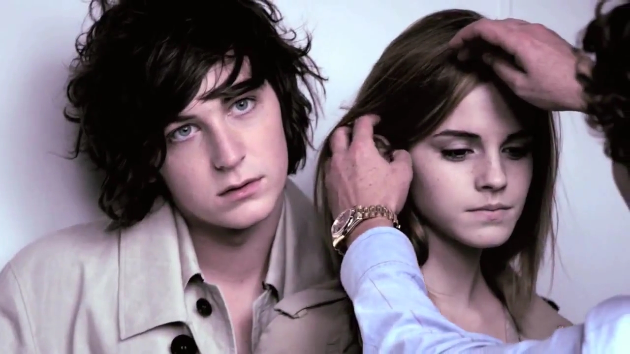 EmmaWatsonFan-nl_2010BurberrySprinSummerCampaign0123.jpg EmmaWatsonFan-nl_2010BurberrySprinSummerCampaign0123.jpg