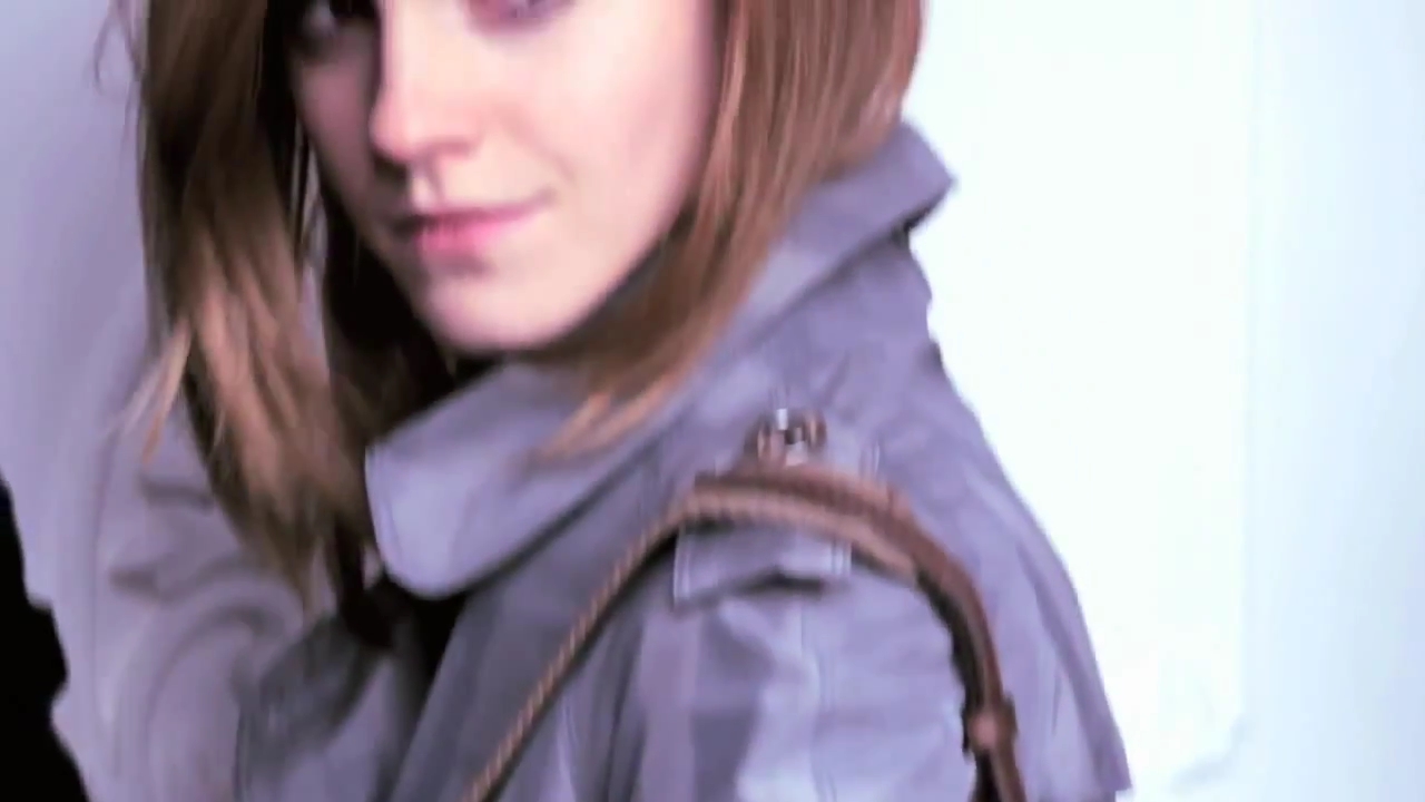 EmmaWatsonFan-nl_2010BurberrySprinSummerCampaign0175.jpg EmmaWatsonFan-nl_2010BurberrySprinSummerCampaign0175.jpg