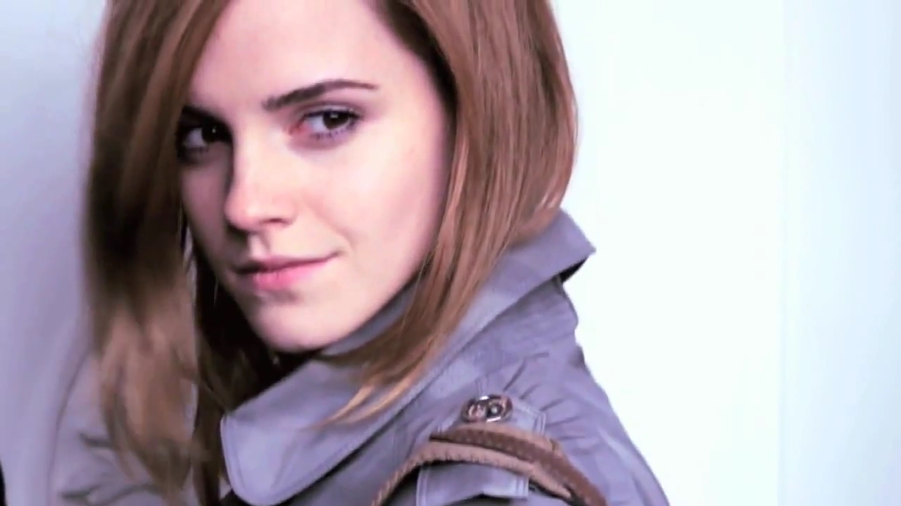 EmmaWatsonFan-nl_2010BurberrySprinSummerCampaign0176.jpg