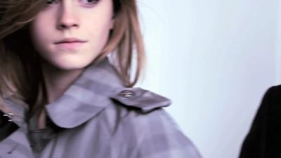 EmmaWatsonFan-nl_2010BurberrySprinSummerCampaign0125.jpg