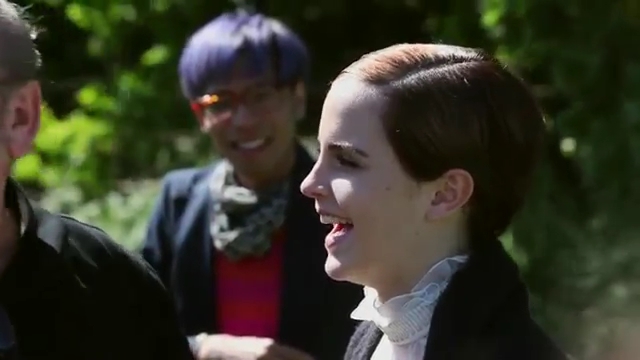 EmmaWatsonFan-nl_2011HarpersBazaar0127.jpg