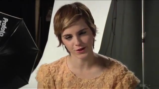 EmmaWatsonFan-nl_2011Seventeen0010.jpg