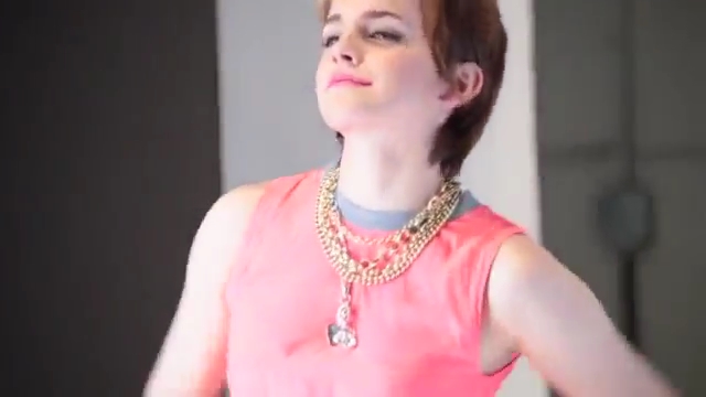 EmmaWatsonFan-nl_2011Seventeen0013.jpg