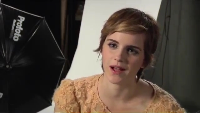 EmmaWatsonFan-nl_2011Seventeen0030.jpg