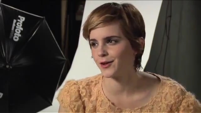EmmaWatsonFan-nl_2011Seventeen0035.jpg