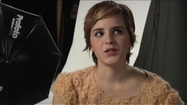 EmmaWatsonFan-nl_2011Seventeen0040.jpg