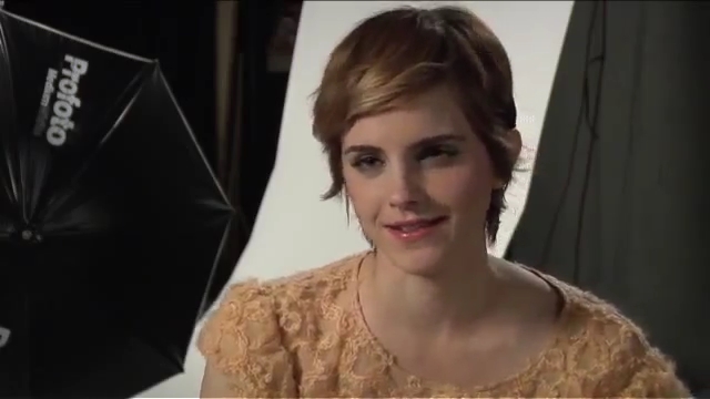 EmmaWatsonFan-nl_2011Seventeen0050.jpg