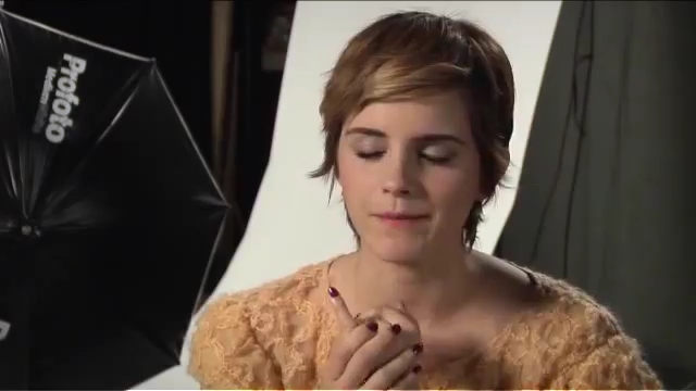 EmmaWatsonFan-nl_2011Seventeen0057.jpg
