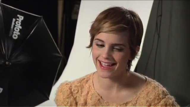 EmmaWatsonFan-nl_2011Seventeen0101.jpg