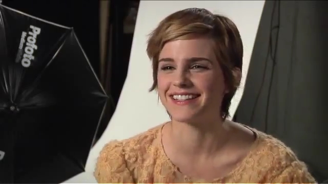 EmmaWatsonFan-nl_2011Seventeen0104.jpg