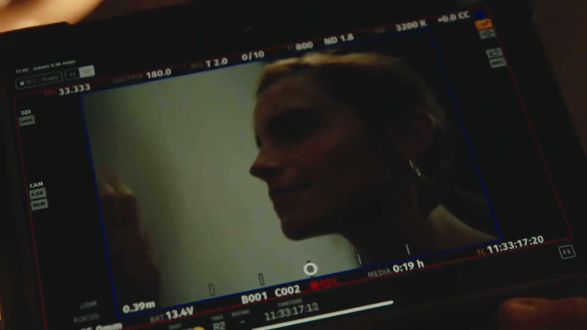 EmmaWatsonFan-dot-nl_2022PradaParadoxeFilm-MakingOf0200.jpg
