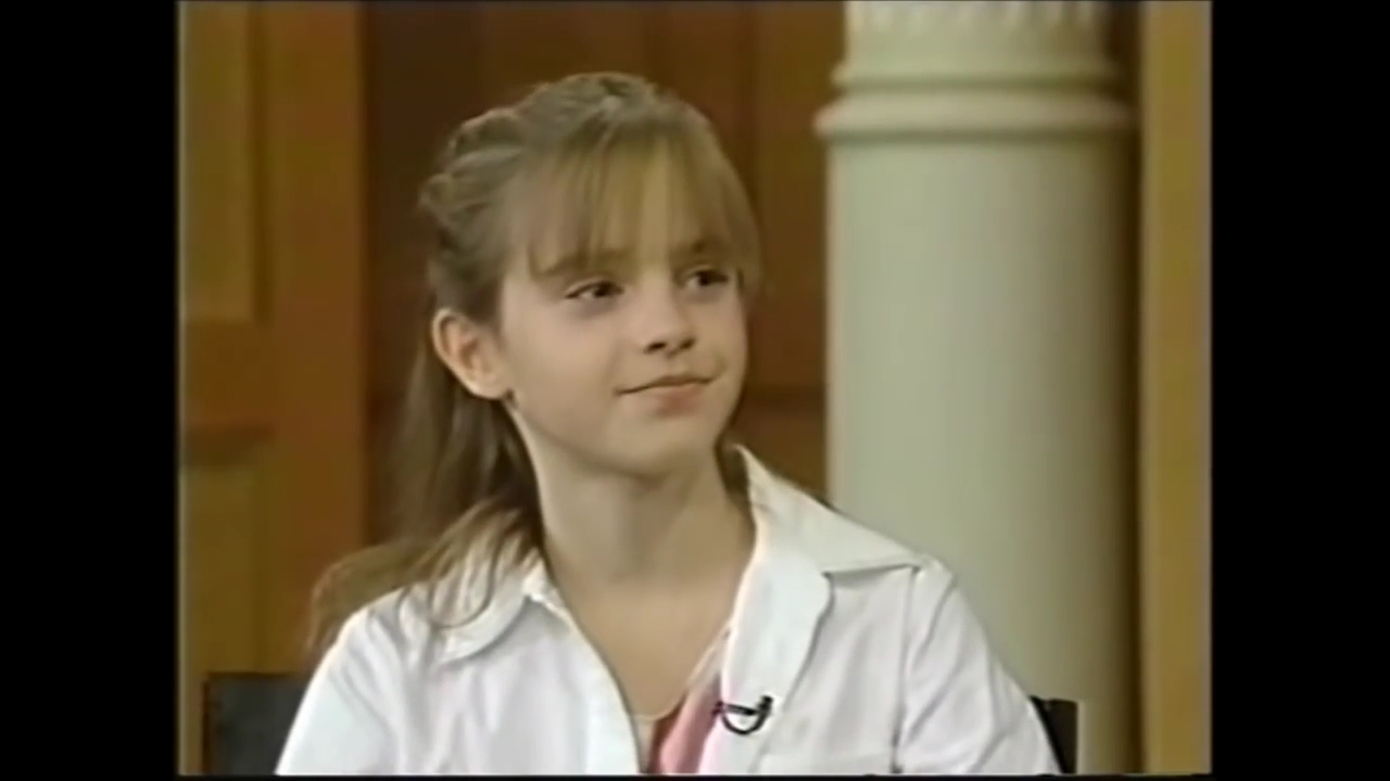 EmmaWatsonFan-nl_2002LiveWithRegisAndKelly0093.jpg EmmaWatsonFan-nl_2002LiveWithRegisAndKelly0093.jpg