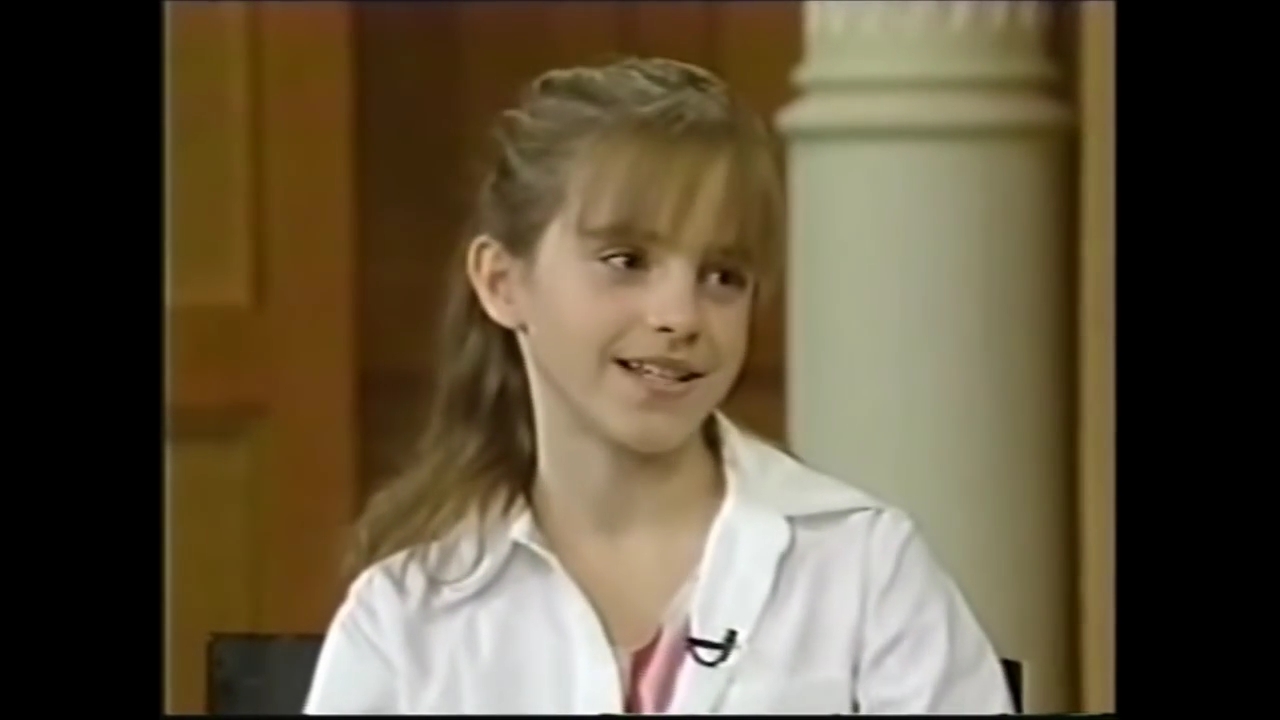 EmmaWatsonFan-nl_2002LiveWithRegisAndKelly0107.jpg EmmaWatsonFan-nl_2002LiveWithRegisAndKelly0107.jpg