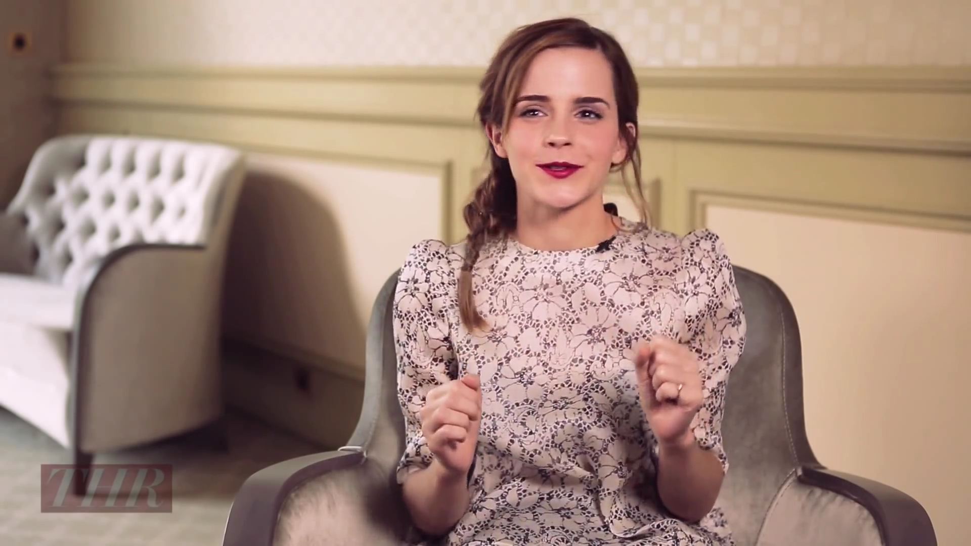 EmmaWatsonFan-nl_2013TheHollywoodReporter0040.jpg