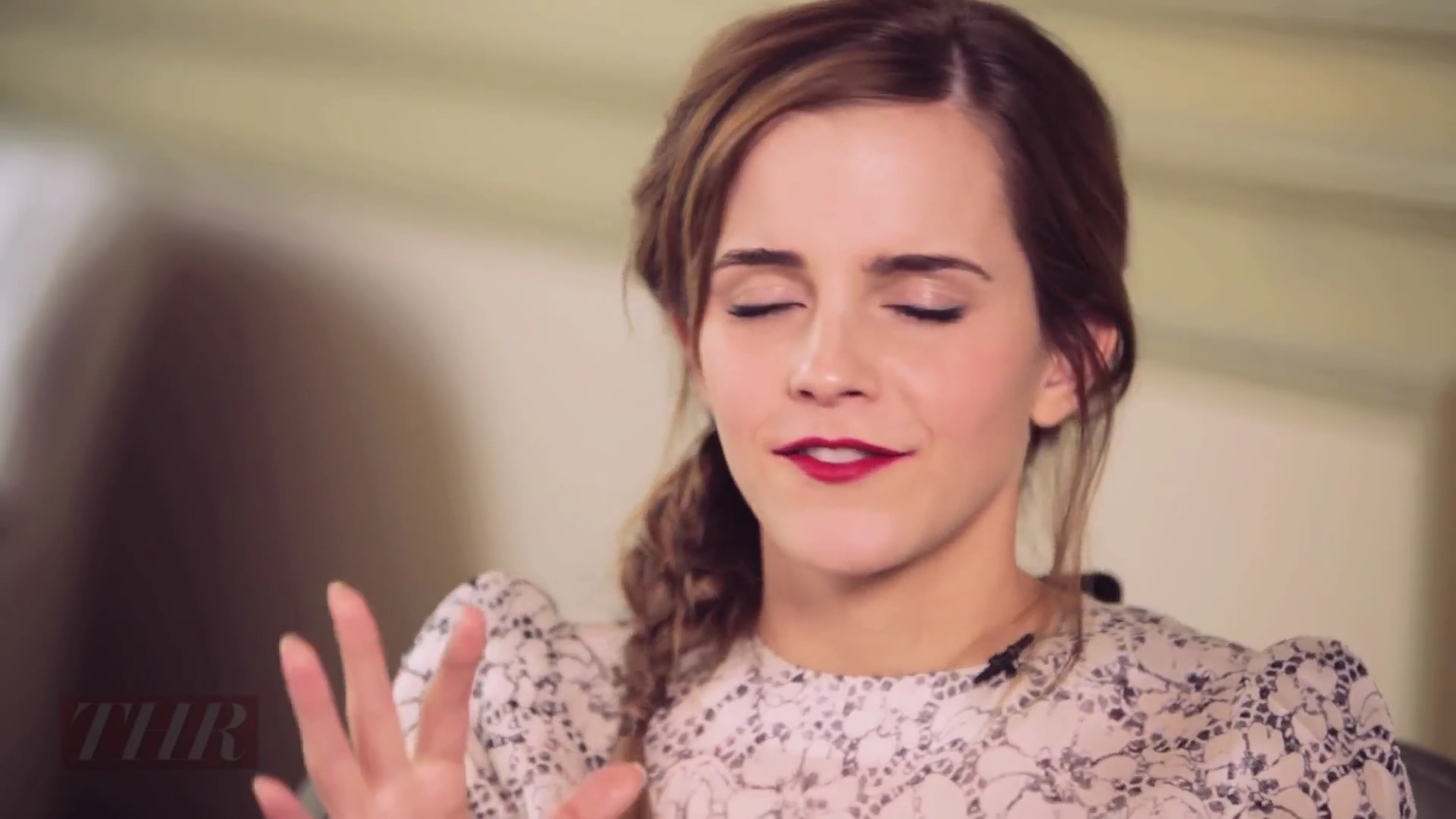 EmmaWatsonFan-nl_2013TheHollywoodReporter0136.jpg