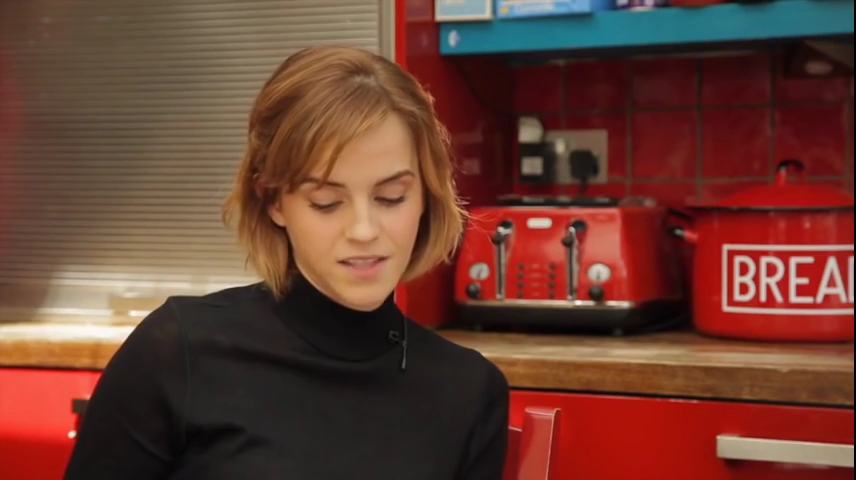 EmmaWatsonFan-nl_2016OurSharedShelf-InCoversationWithCaitlinMoran0027.jpg