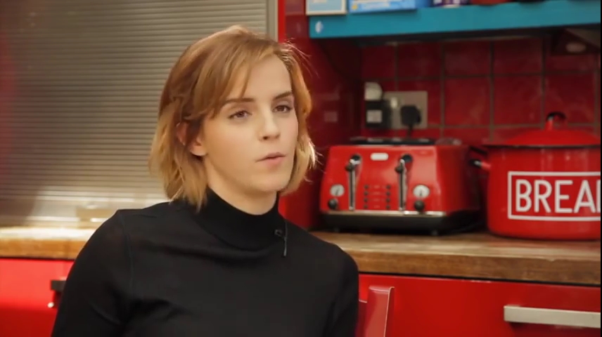 EmmaWatsonFan-nl_2016OurSharedShelf-InCoversationWithCaitlinMoran0029.jpg
