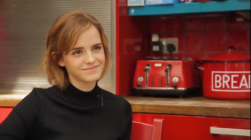 EmmaWatsonFan-nl_2016OurSharedShelf-InCoversationWithCaitlinMoran0067.jpg