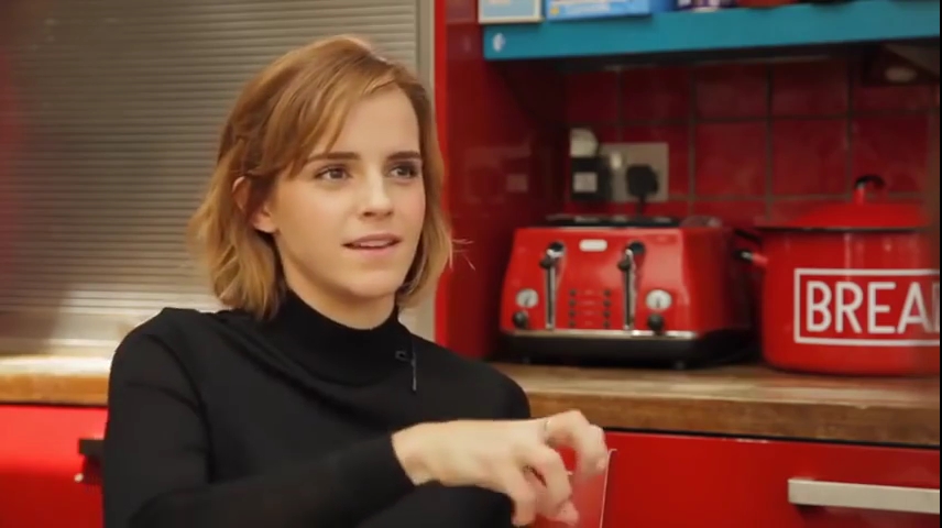 EmmaWatsonFan-nl_2016OurSharedShelf-InCoversationWithCaitlinMoran0098.jpg