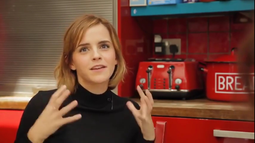 EmmaWatsonFan-nl_2016OurSharedShelf-InCoversationWithCaitlinMoran0106.jpg