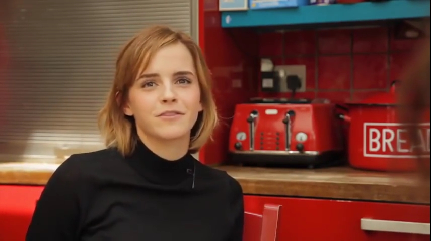 EmmaWatsonFan-nl_2016OurSharedShelf-InCoversationWithCaitlinMoran0107.jpg