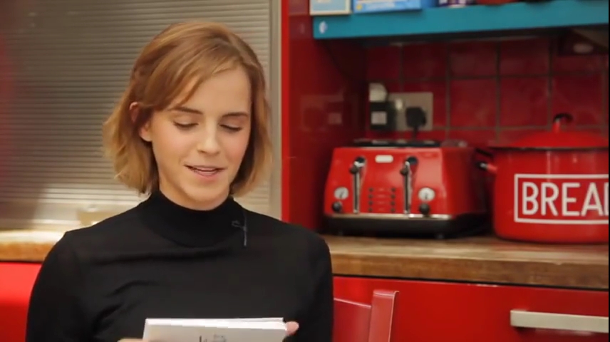 EmmaWatsonFan-nl_2016OurSharedShelf-InCoversationWithCaitlinMoran0110.jpg